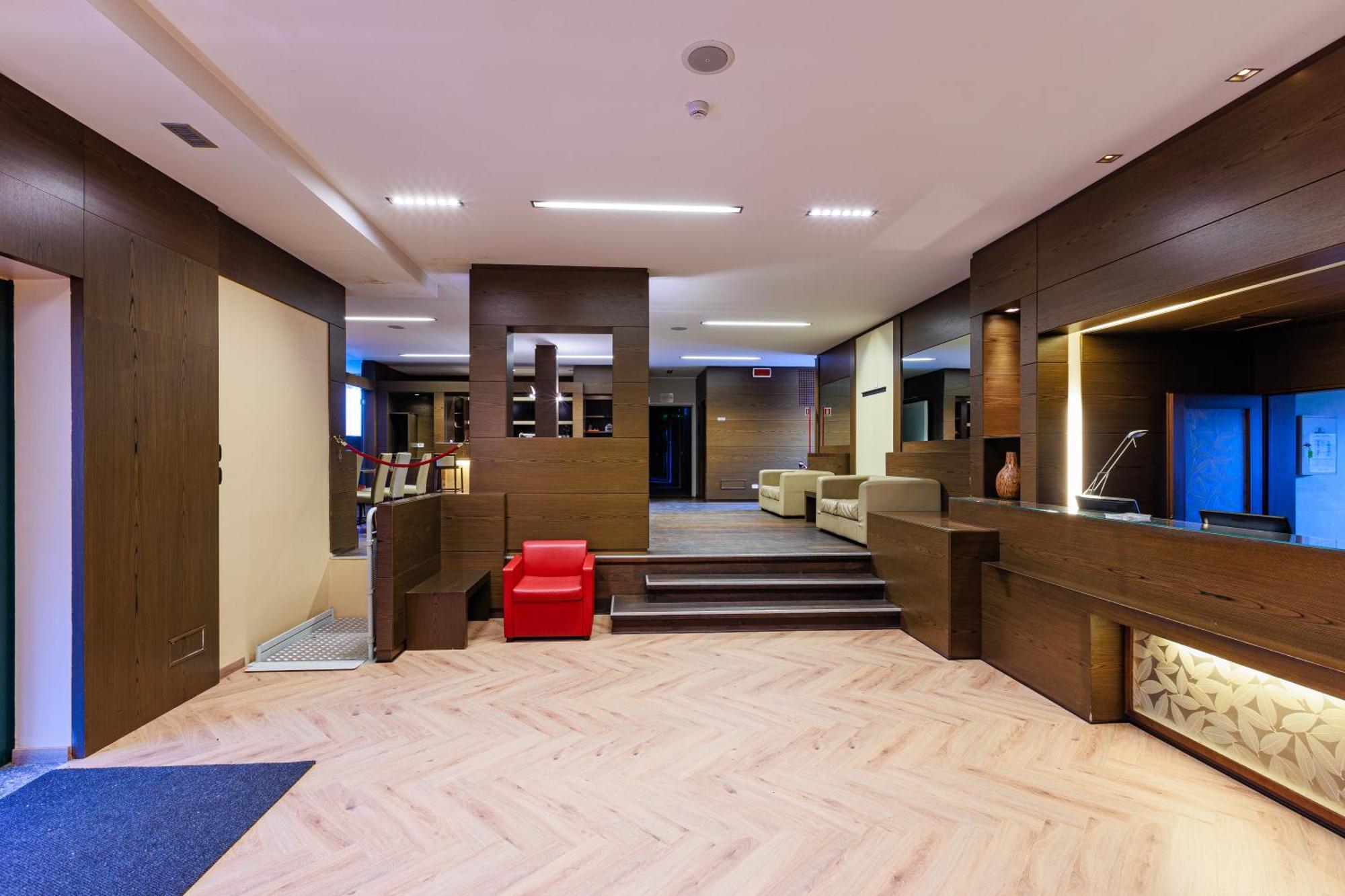 Hotel Villa Delle Rose - Malpensa Oleggio Exterior foto